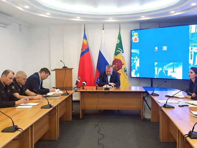 В Новокузнецк возвращается только один оператор самокатов: фиолетовые, город готовит ограничения и зоны стоянок